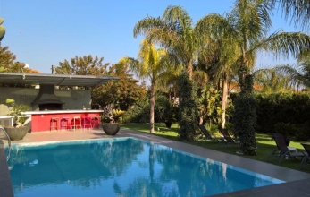 Three bedrooms detached luxury house for rent in Pervolia with private pool!