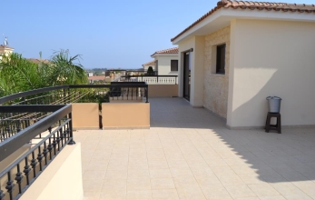 CV1112, Two bedroom luxury penthouse for rent in Tersefanou with common POOL