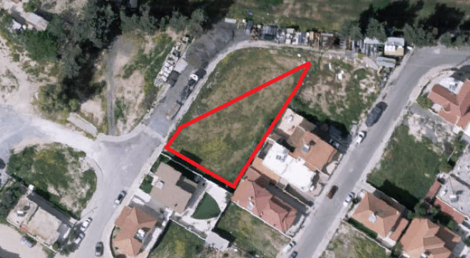 One and a half residential building plot for sale in Meneou