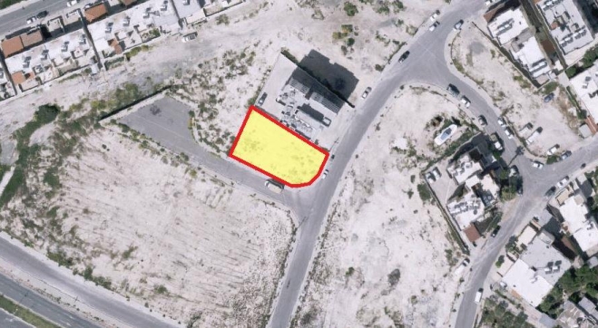 Residential building plot for sale in Salamina area.