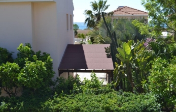CV1410, 3 Bed house for sale in Pervolia close to the beach.