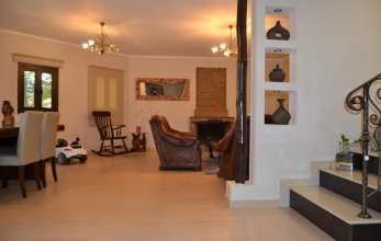CV1516, For sale 3 bedrooms detached house in Pyla.