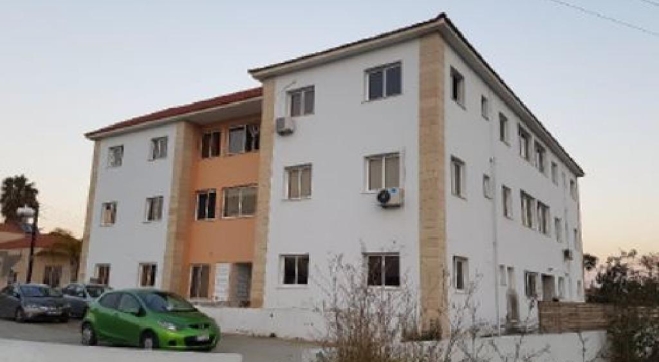 Three-storey apartment building for sale in Aradippou