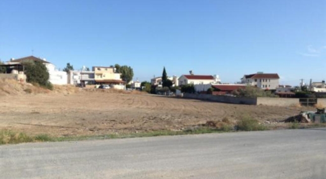 RESIDENTIAL LAND FOR SALE IN ARADIPPOU IN A QUIET AREA