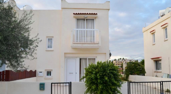 For sale 2 bedrooms house close to Faros beach.