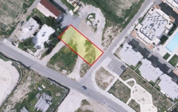 CV1677, Residential plot for sale in Meneou.