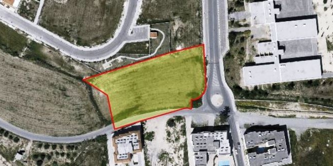 RESIDENTIAL FIELD FOR SALE IN LIVADIA