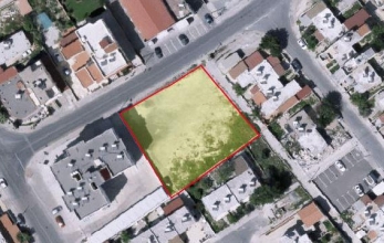 CV1765, 1300m2 Large plot for sale in Larnaca.