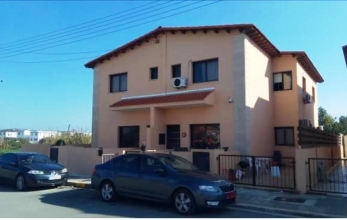 CV1795, TWO STOREY HOUSE FOR SALE IN LIVADIA