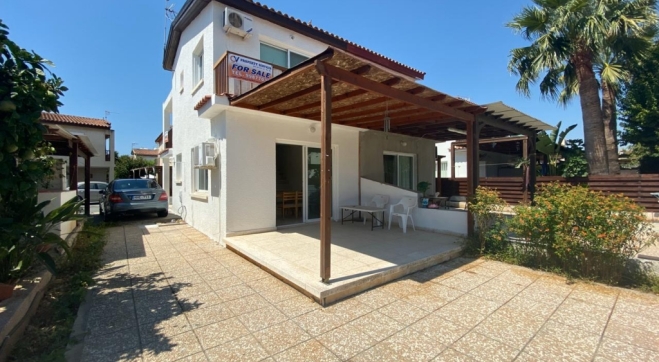 2 bedroom house for sale in Pervolia close to the beach