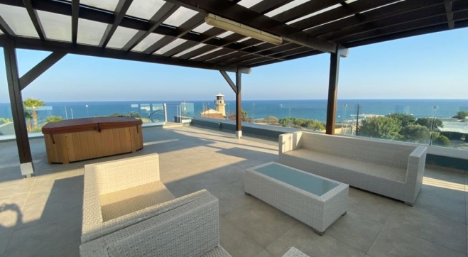 Luxury Penthouse with Panoramic Sea View for sale in Pervolia.