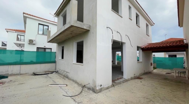 Detached 3 bed house for sale in Pyla.