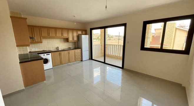 Unfurnished 1 bed flat for rent in Pyla.