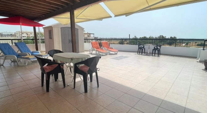 Luxurious 2 bed 2 bath penthouse for sale in Tersefanou.