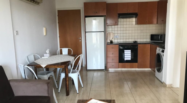 2 bed furnished flat for rent in Pervolia.