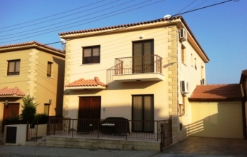 54252, Four bed detached house for sale in Aradippou