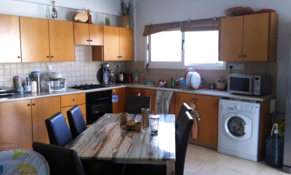 Three bed house for sale in Pervolia