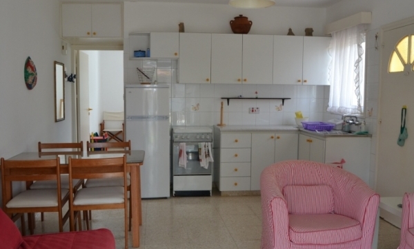 One bed ground floor apartment for sale in Pervolia