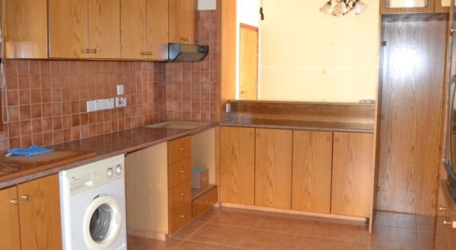 Two bed ground floor flat for sale in Drosia Larnaca