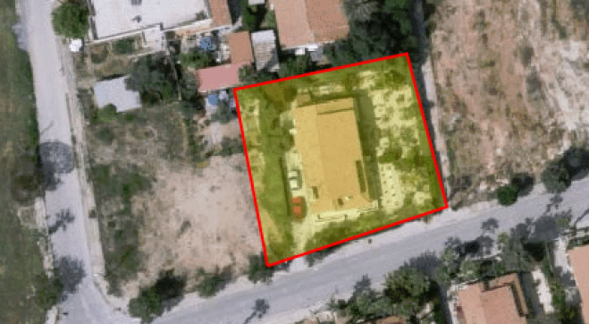 Residential building plot with a building inside for sale in Makenzy area Larnaca