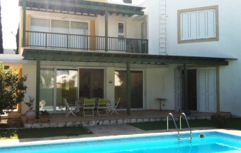 ML364, Three bed detached villa for sale in Pervolia 