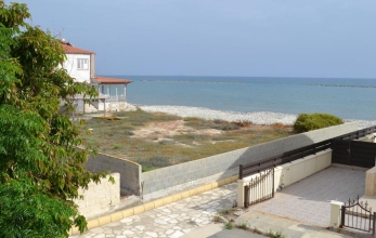 CV2604, 3 bed sea view house for rent in Pervolia