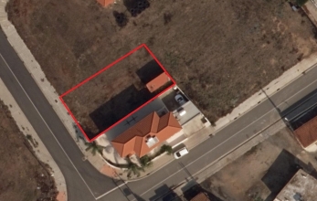 CV2605, Half building plot for sale in Kiti