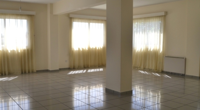 Large office for rent in Larnaca