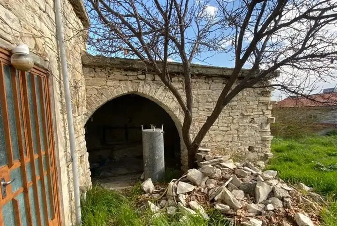 Traditional house for sale in Vavla (10) Traditional house for sale in Vavla