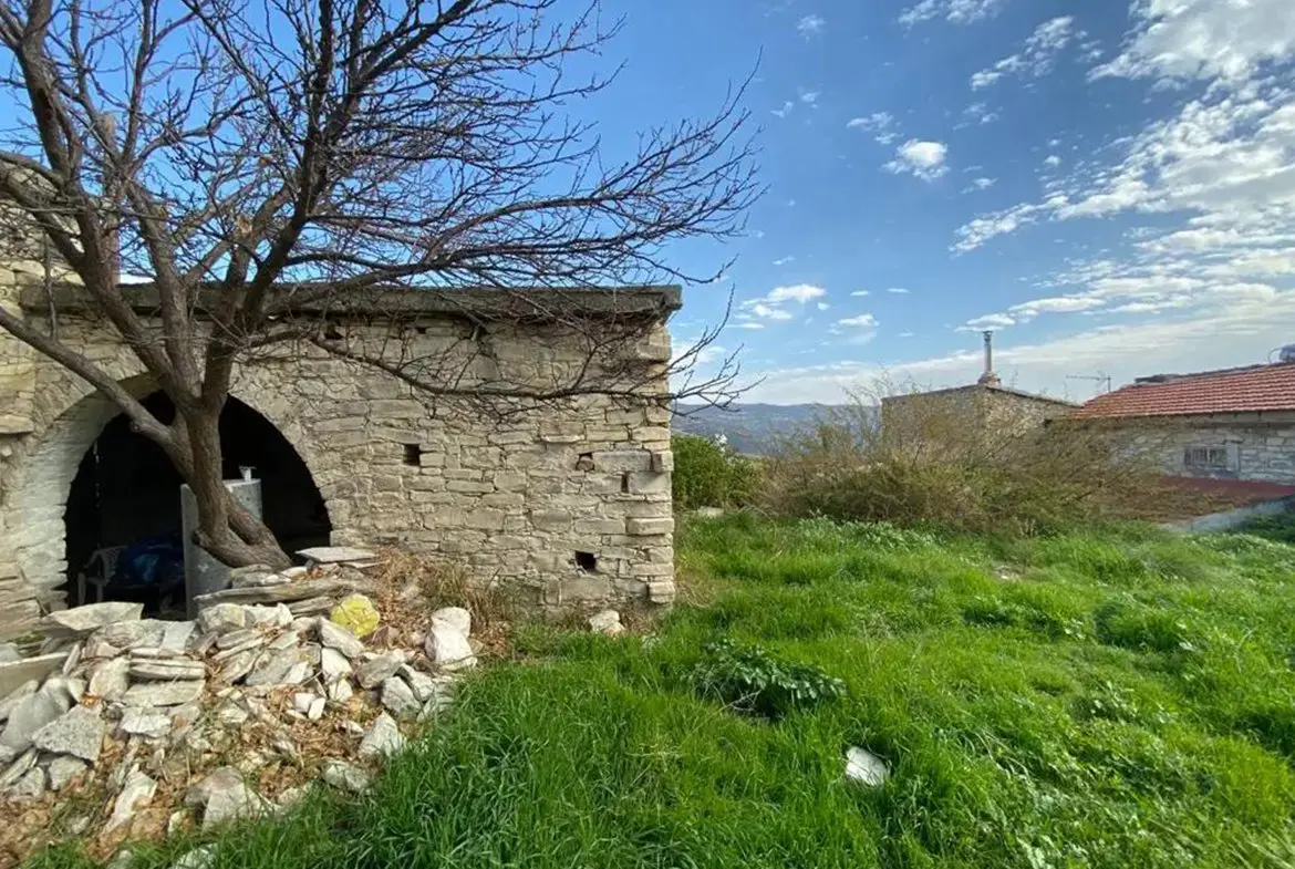 Traditional house for sale in Vavla (5) Traditional house for sale in Vavla