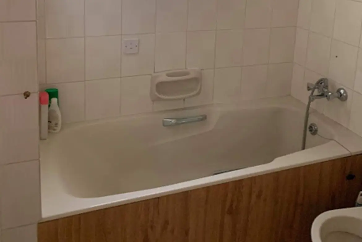 3 bed Bungalow for sale in a huge land in Monagroulli (1) 3 bed Bungalow for sale in a huge land in Monagroulli