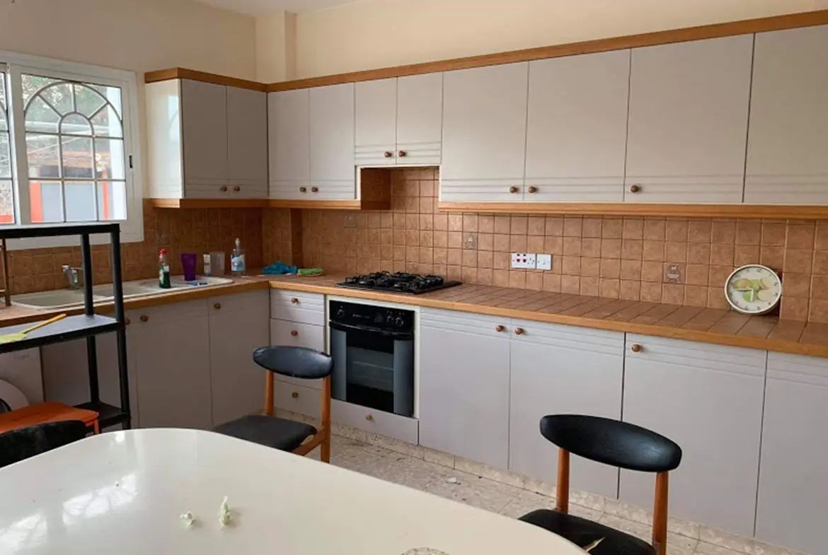 3 bed Bungalow for sale in a huge land in Monagroulli (9) 3 bed Bungalow for sale in a huge land in Monagroulli