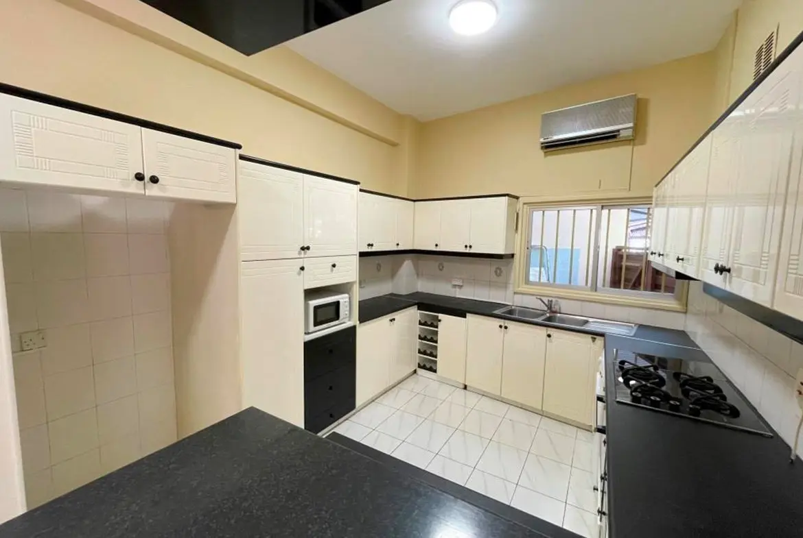 3 bed house for sale in Larnaca Town centre (6) 3 bed house for sale in Larnaca Town centre