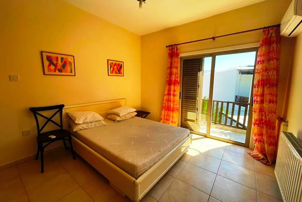 3 bed house with large garden and pool near the beach in Meneou (21)