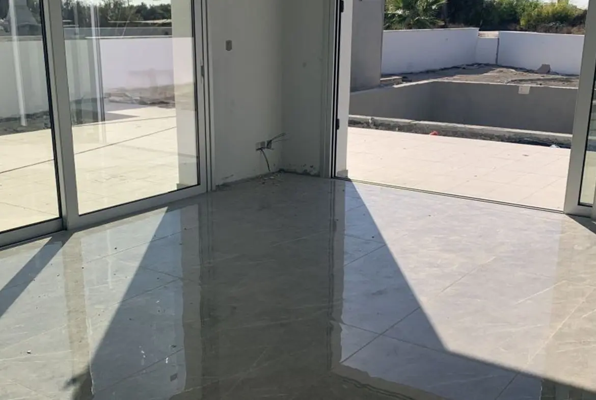 3 bed villa for sale in Livadia (1) 3 bed villa for sale in Livadia