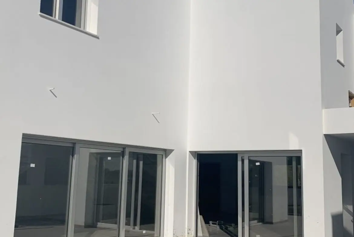 3 bed villa for sale in Livadia (3) 3 bed villa for sale in Livadia