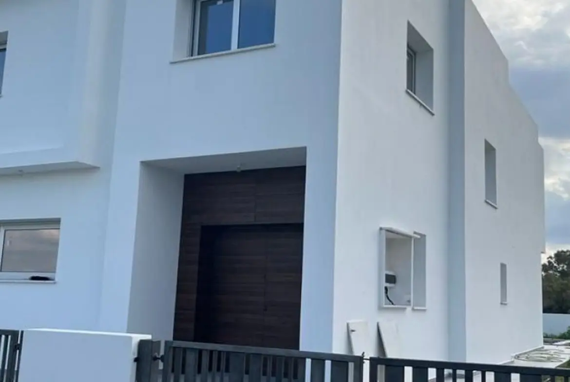 3 bed villa for sale in Livadia (5) 3 bed villa for sale in Livadia