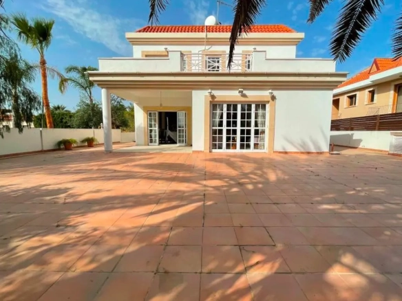 3 bedroom villa for sale in Kiti