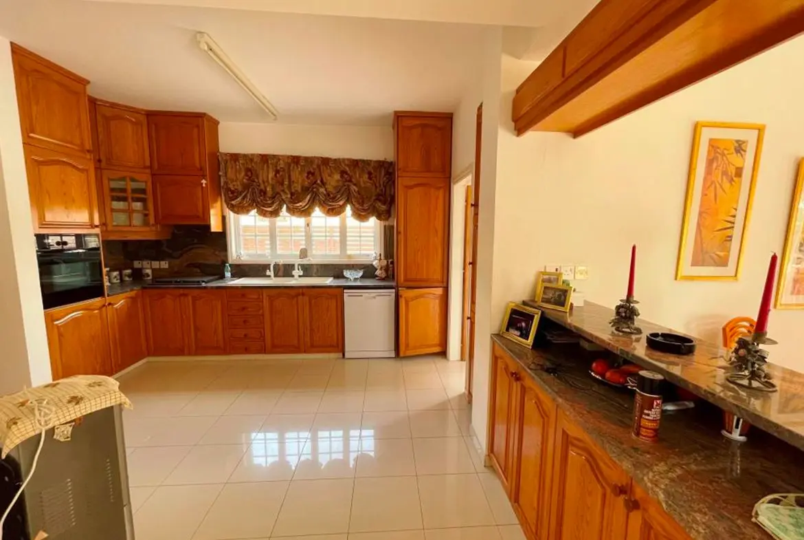 3 bedroom villa for sale in Kiti (3) 3 bedroom villa for sale in Kiti