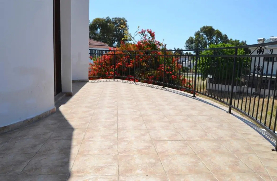 4 bedrooms villa for sale in Kiti (13) 4 bedrooms villa for sale in Kiti