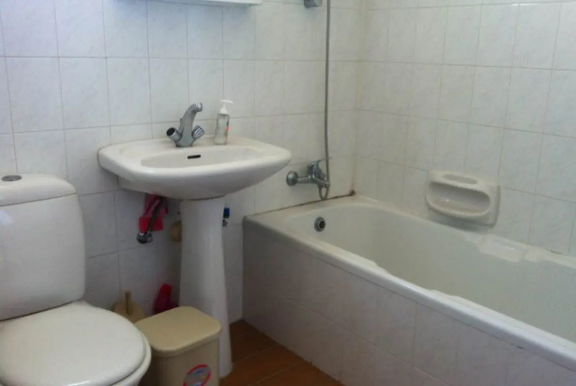 Beach house for sale in Pervolia (1) Beach house for sale in Pervolia