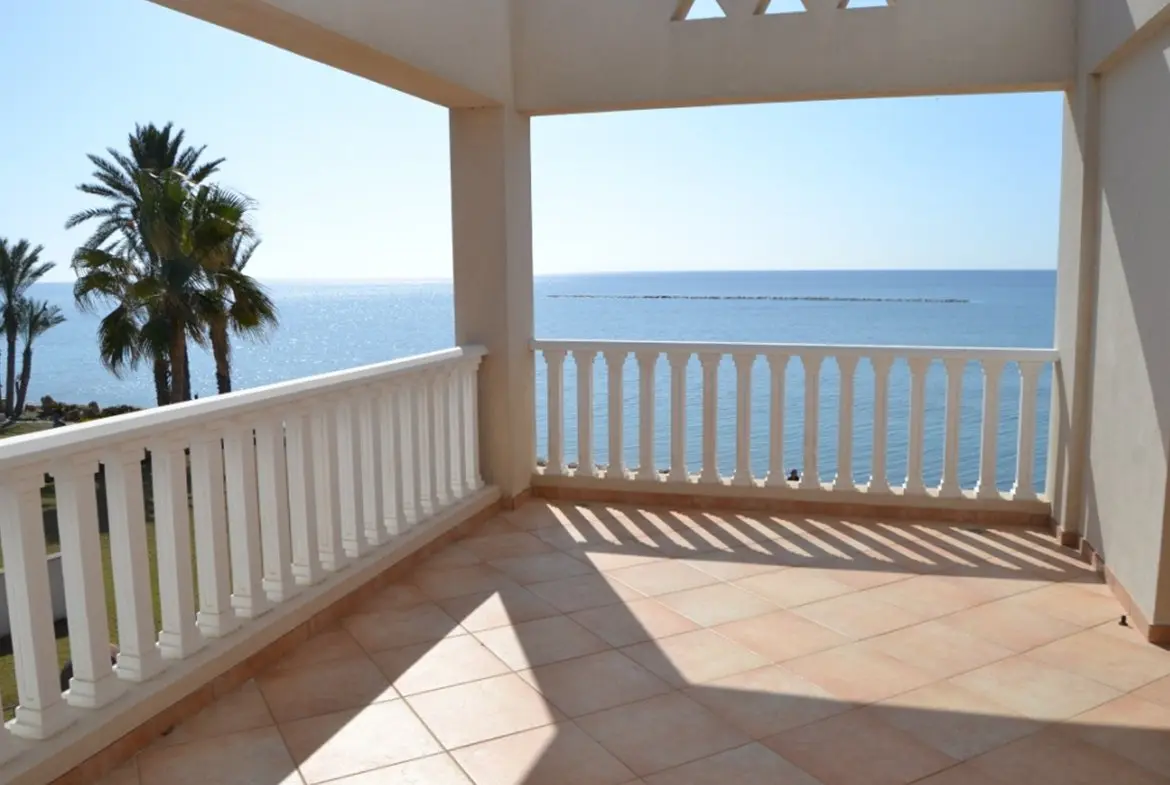 Beach house for sale in Pervolia (17) Beach house for sale in Pervolia