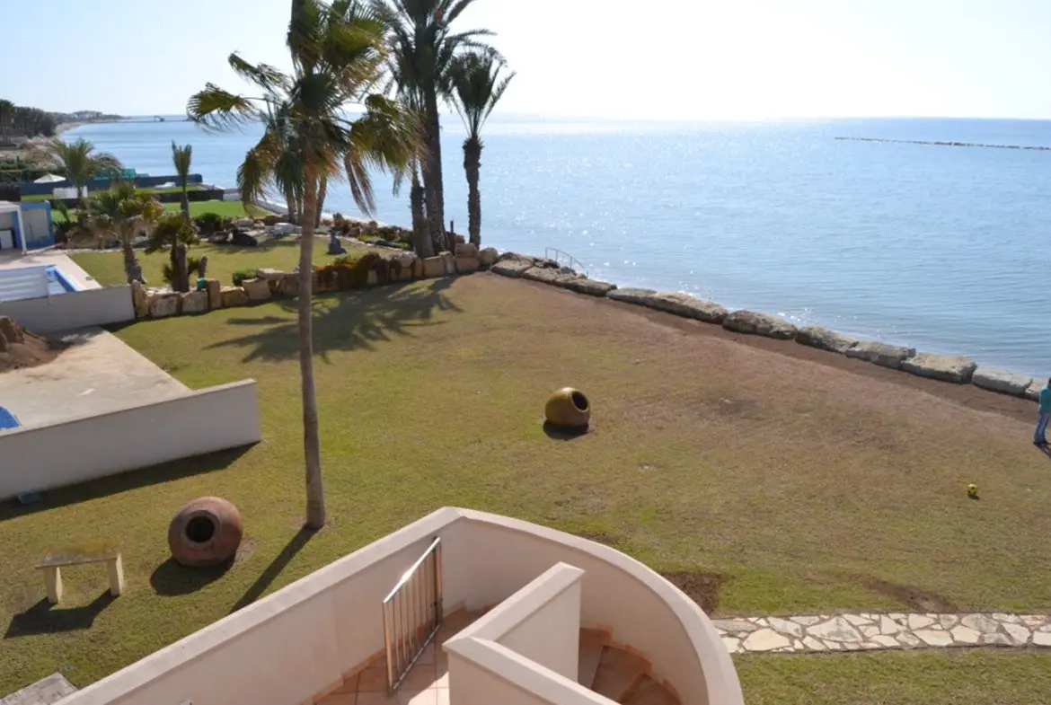 Beach house for sale in Pervolia (18) Beach house for sale in Pervolia