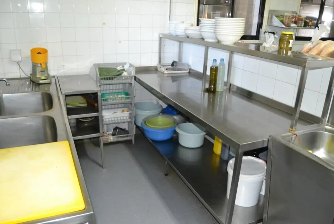 Big restaurant business for sale in Mackenzie with SEA VIEW (3) Big restaurant business for sale in Mackenzie with SEA VIEW