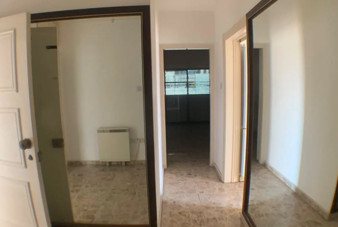 Commerial building for sale in Larnaca centre (10) Commerial building for sale in Larnaca centre