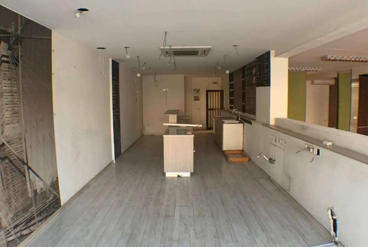 Commerial building for sale in Larnaca centre (5) Commerial building for sale in Larnaca centre