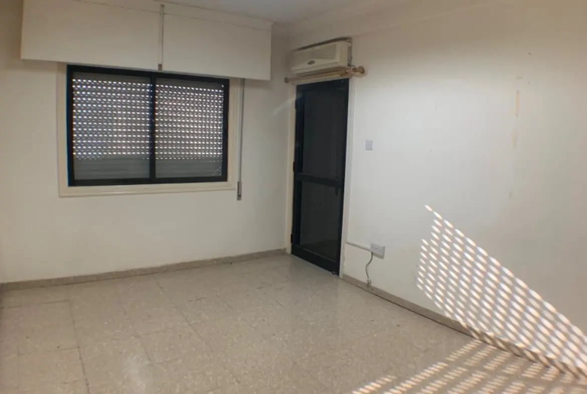 Commerial building for sale in Larnaca centre (7) Commerial building for sale in Larnaca centre