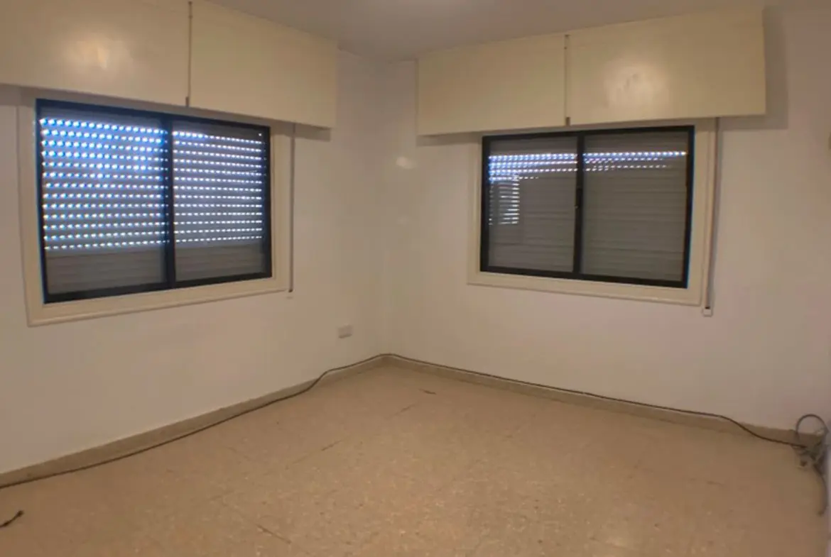 Commerial building for sale in Larnaca centre (8) Commerial building for sale in Larnaca centre