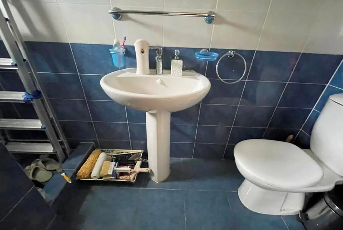 Corner building for sale in the heart of Larnaca (23)