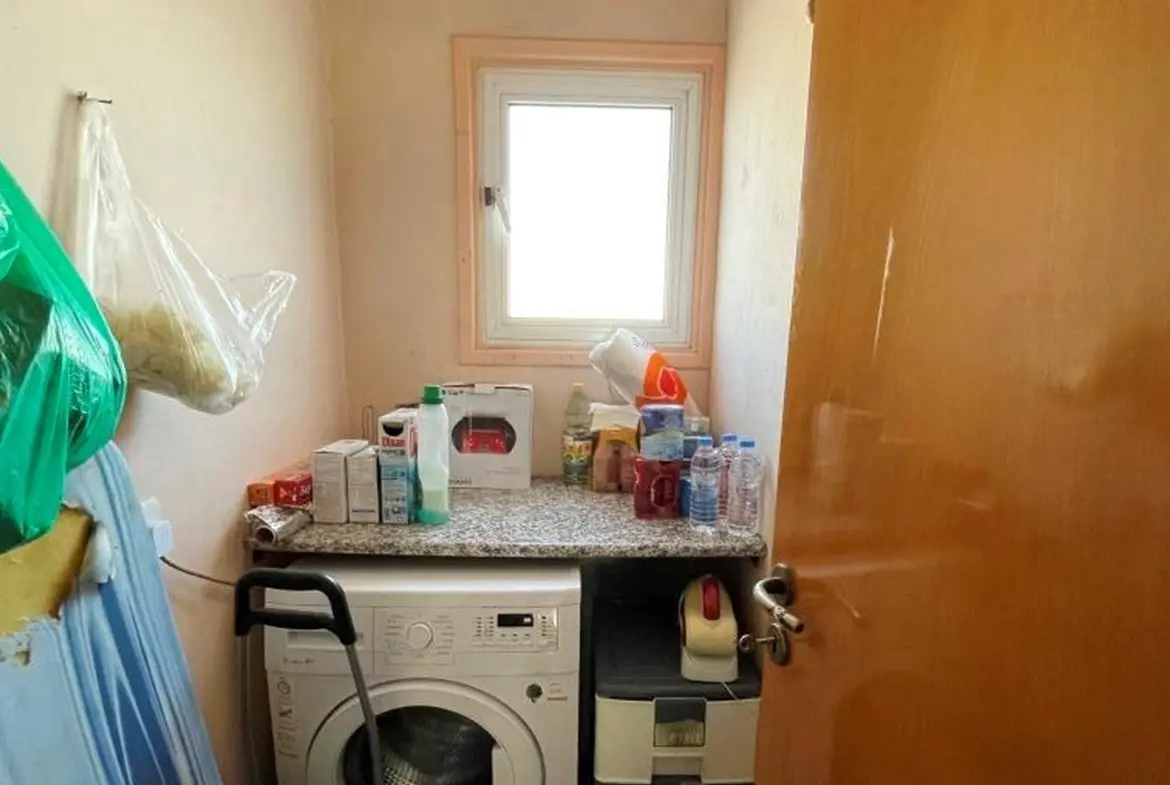 Corner building for sale in the heart of Larnaca (7) Corner building for sale in the heart of Larnaca